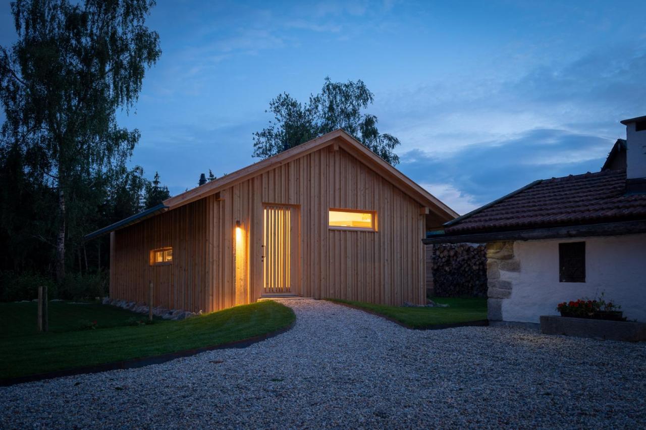 Forstgut - Premium Waldchalets Und Lodge Suiten Regen Exteriör bild