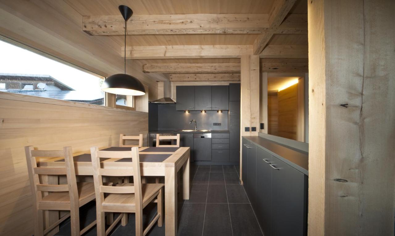 Forstgut - Premium Waldchalets Und Lodge Suiten Regen Exteriör bild