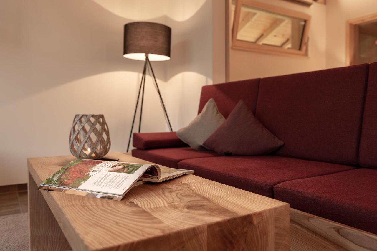 Forstgut - Premium Waldchalets Und Lodge Suiten Regen Exteriör bild