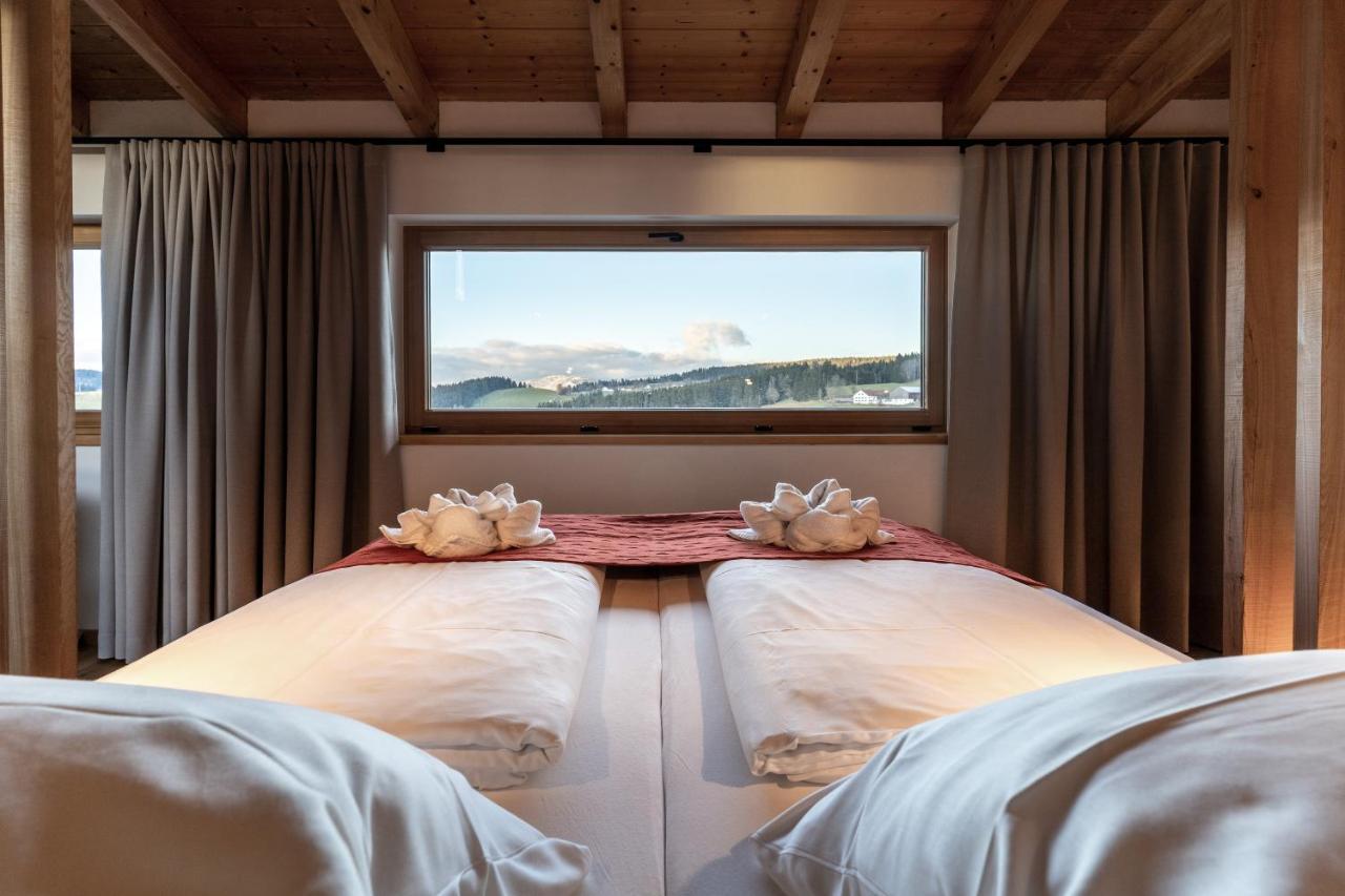 Forstgut - Premium Waldchalets Und Lodge Suiten Regen Exteriör bild