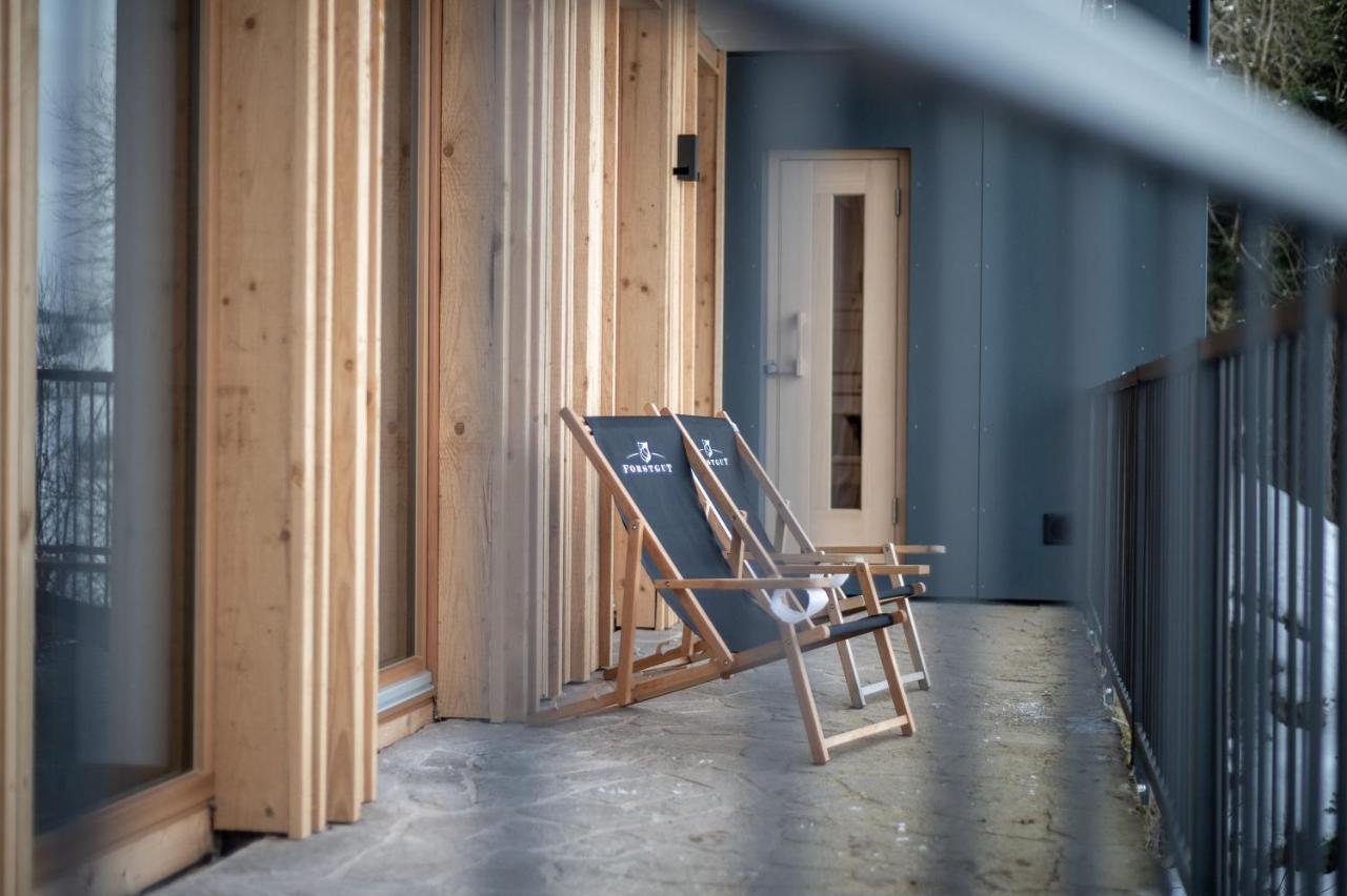 Forstgut - Premium Waldchalets Und Lodge Suiten Regen Exteriör bild