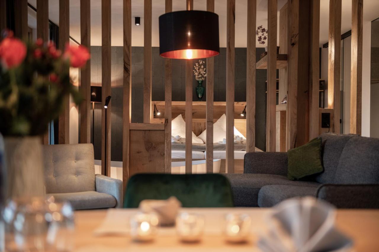 Forstgut - Premium Waldchalets Und Lodge Suiten Regen Exteriör bild