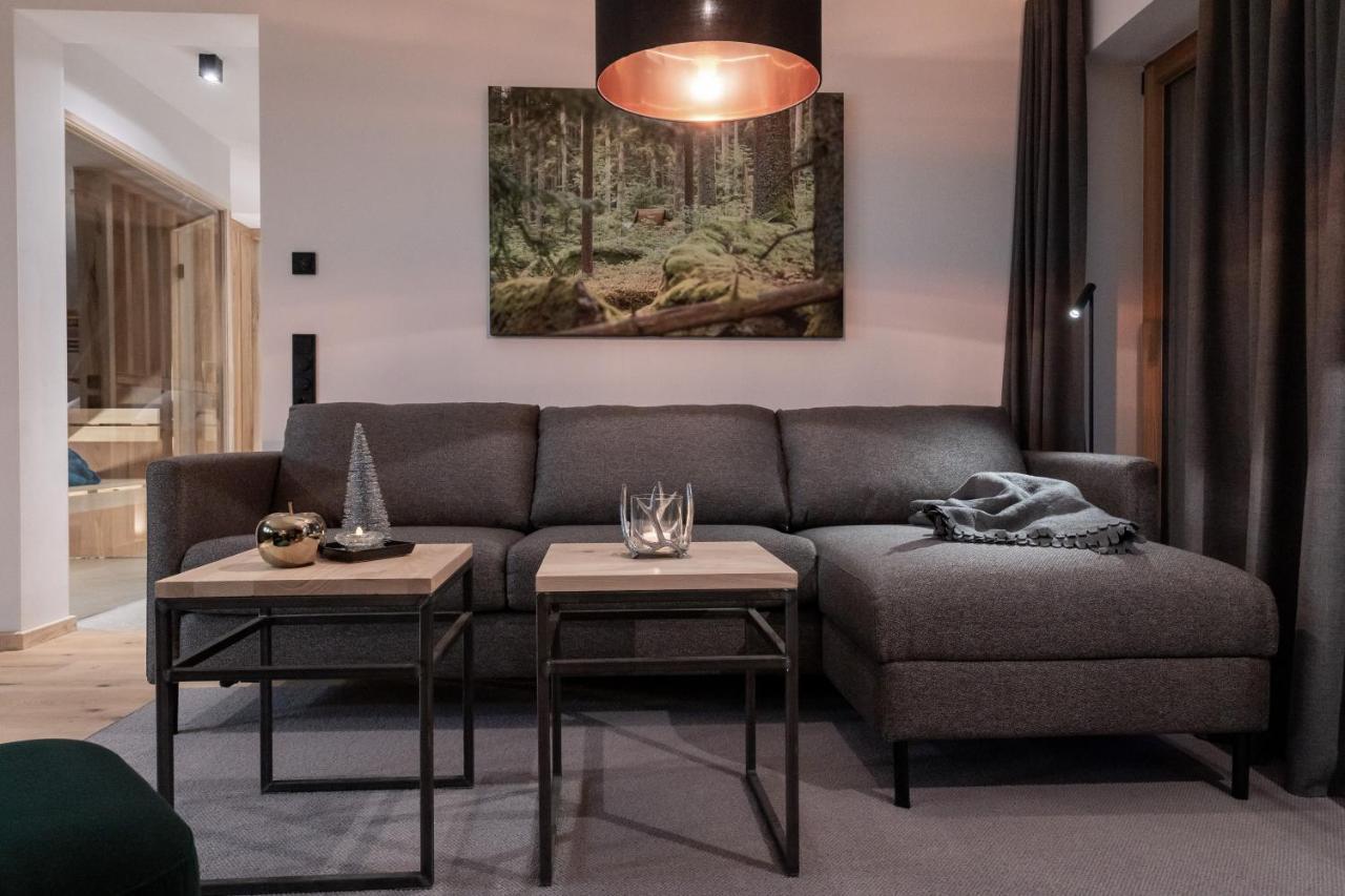 Forstgut - Premium Waldchalets Und Lodge Suiten Regen Exteriör bild
