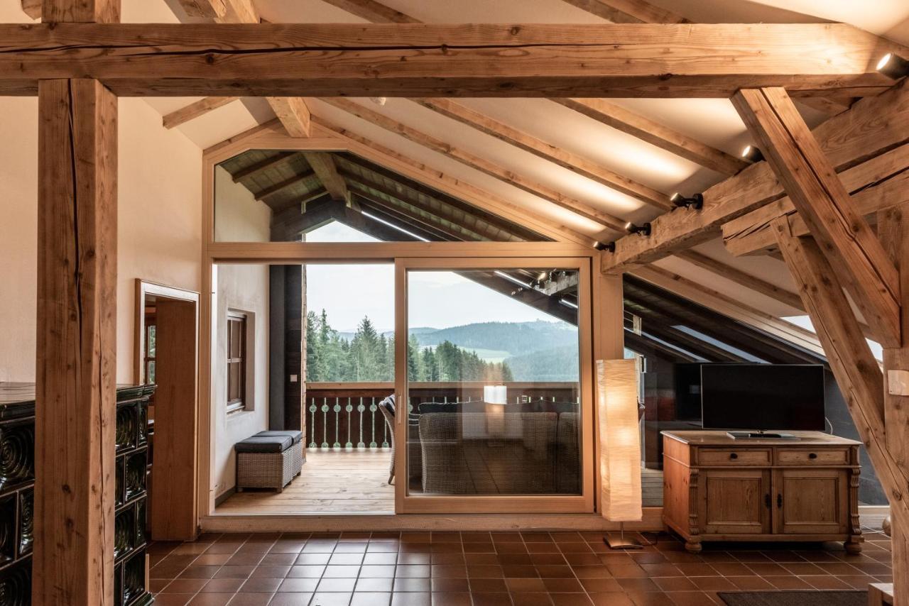 Forstgut - Premium Waldchalets Und Lodge Suiten Regen Exteriör bild